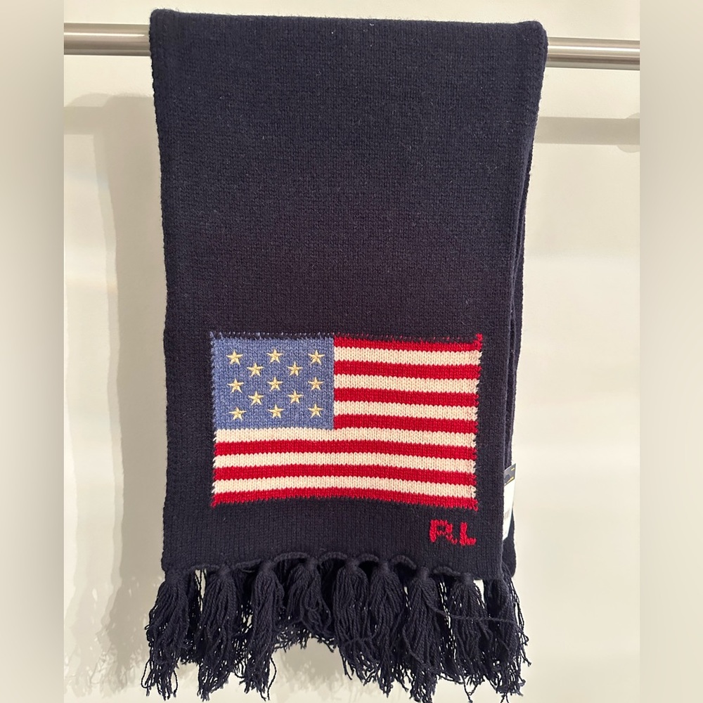 Nwt’s Ralph Lauren wool flag scarf
